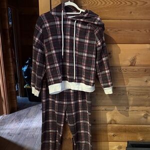 THE GREAT women’s Plaid Hooded Set - Black and Pink